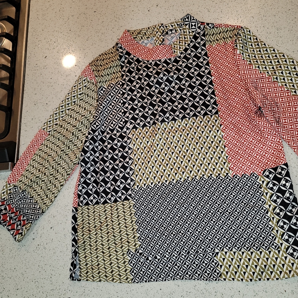 Long sleeve shirt ( New never used)